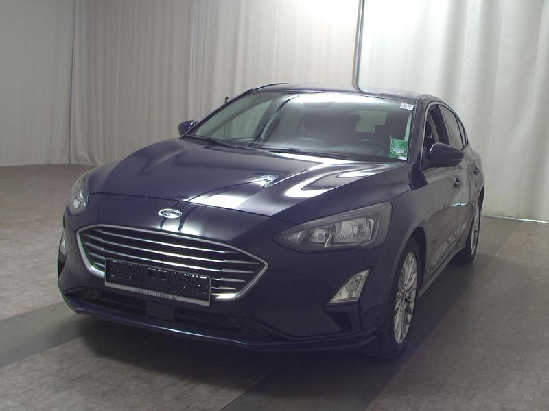 Gebraucht Ford Focus Titanium 125 PS (91 kW) 2019 Blau Limousine