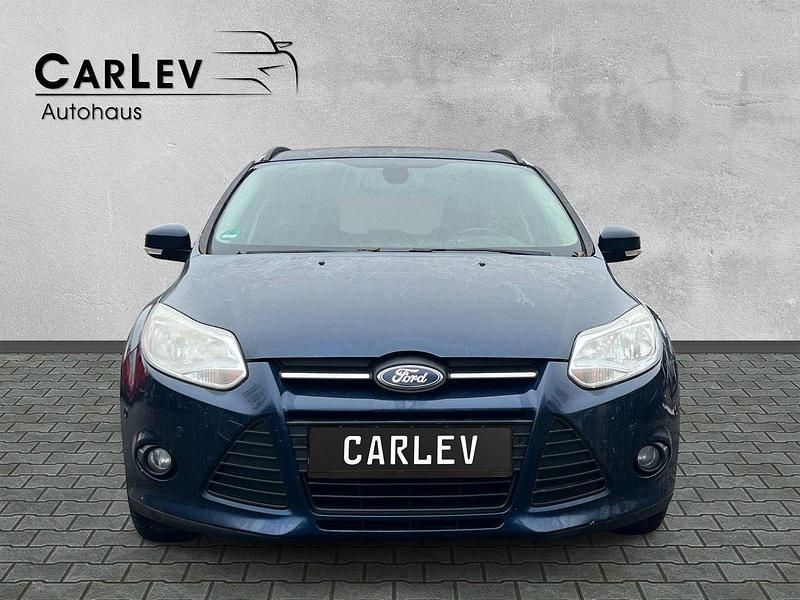 Gebraucht Ford Focus 125 PS (91 kW) 2013 Blau Kombi
