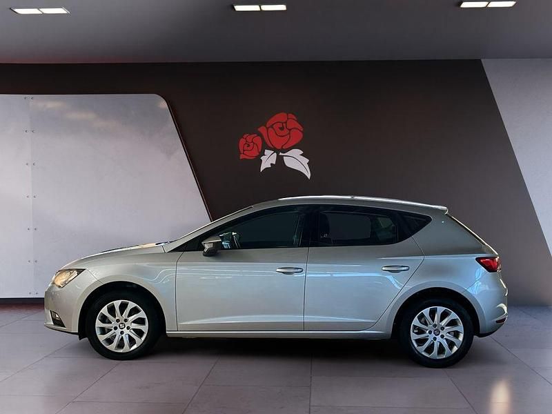 Gebraucht Seat Leon Style 122 PS (89 kW) 2013 Eissilber/estrella silver (metallic) Limousine