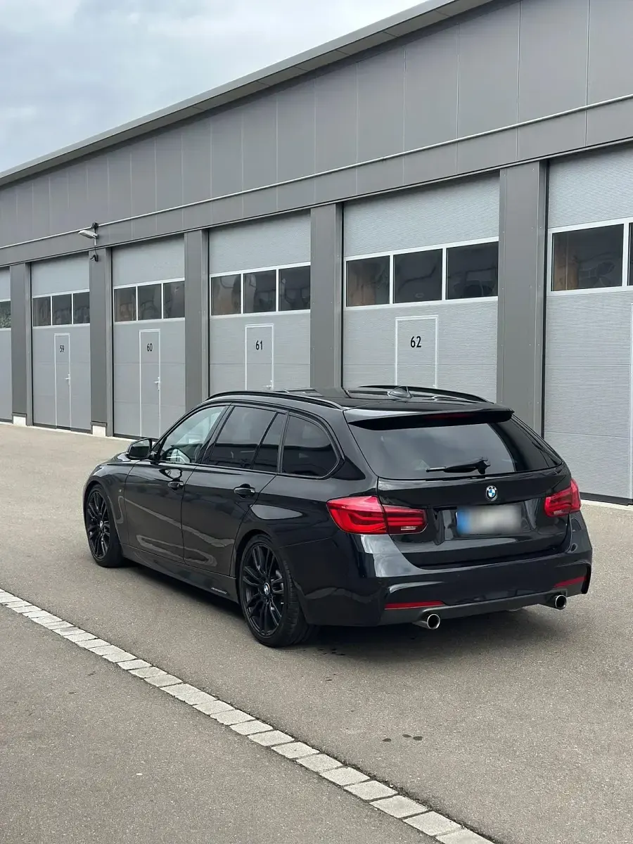 Gebraucht BMW 320 M Performance 190 PS (139 kW) 2015 Schwarz Kombi
