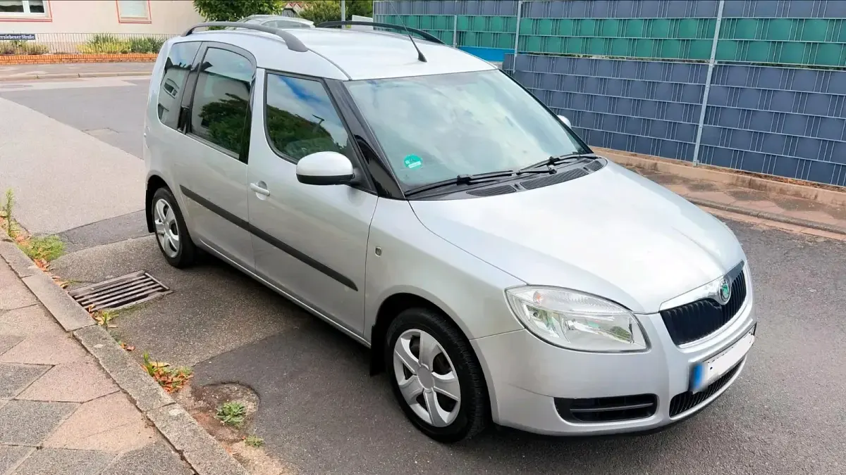 Gebraucht Skoda Roomster Style 86 PS (63 kW) 2009 Silber Van / Kleinbus