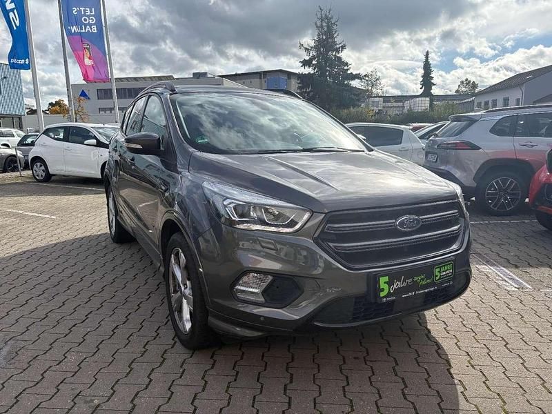 Gebraucht Ford Kuga ST-Line 175 PS (128 kW) 2018 Magneticgrau (metallic) SUV
