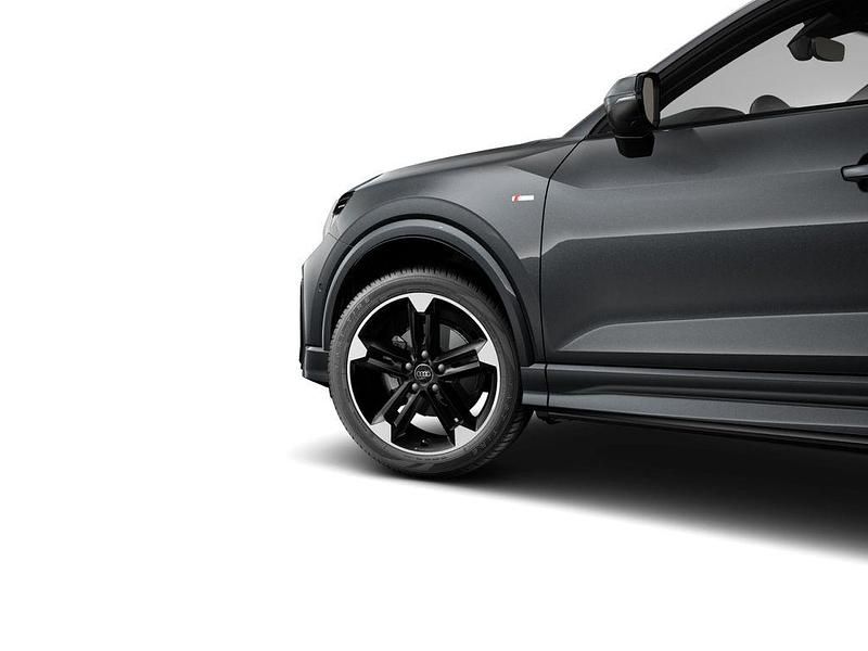 Nowe Audi Q2 S-Line 150 KM (110 kW) 2026 Szary SUV