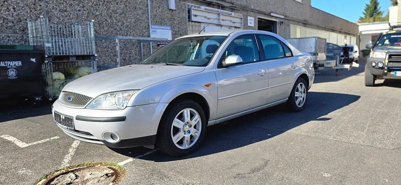 Silber Gebraucht 2001 Ford Mondeo Limousine | 2.000 € (Etwas zu teuer) - Bild 1/4
