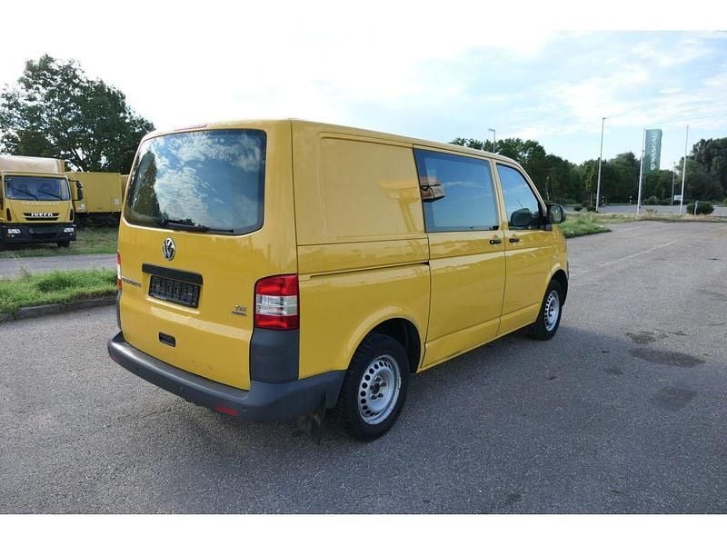 Usata VW Transporter 84 CV (61 kW) 2011 Giallo Furgone