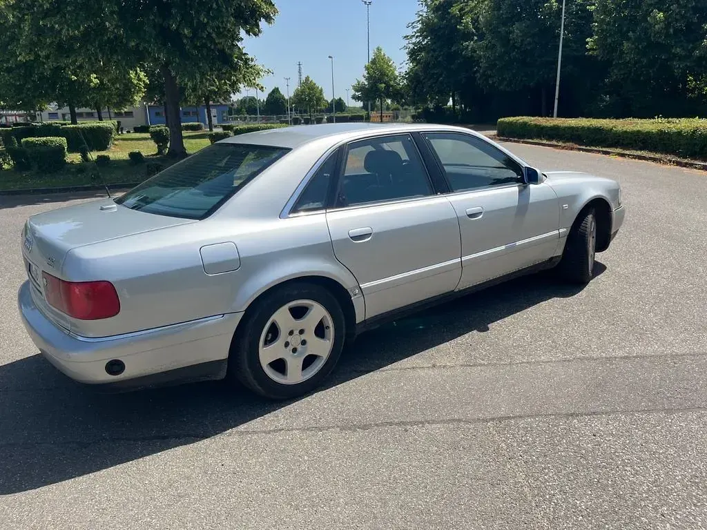 Gebraucht Audi A8 310 PS (228 kW) 1999 Silber Limousine