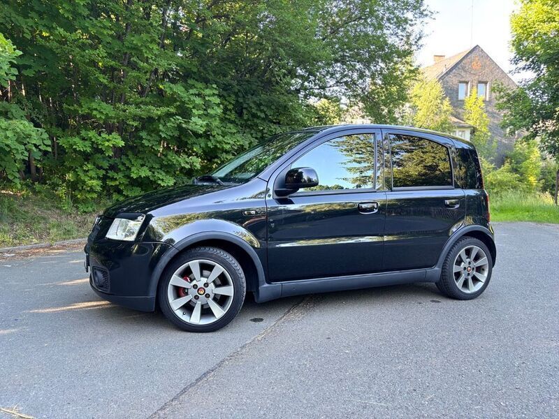 Schwarz Gebraucht 2010 Fiat Panda Kleinwagen | 5.300 € (Etwas zu teuer) - Bild 1/4