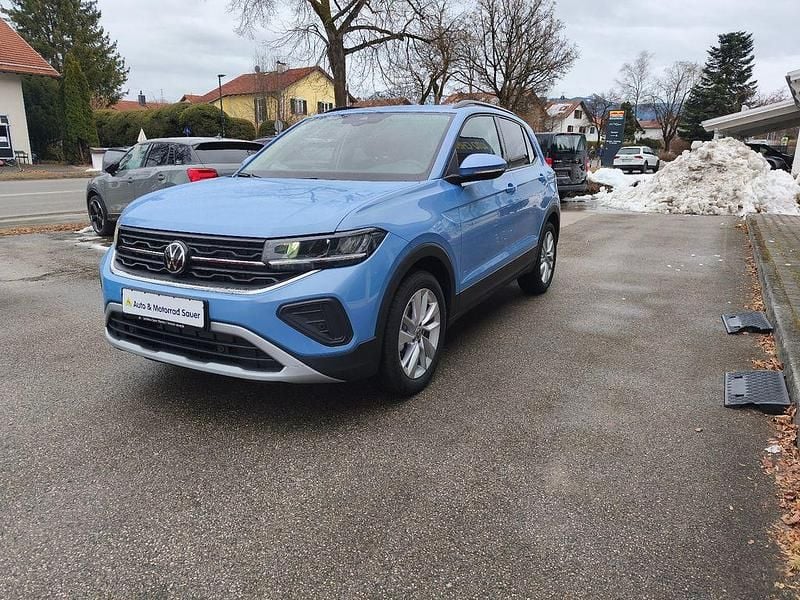 Neu VW T-Cross Life 116 PS (85 kW) 2026 Blau SUV