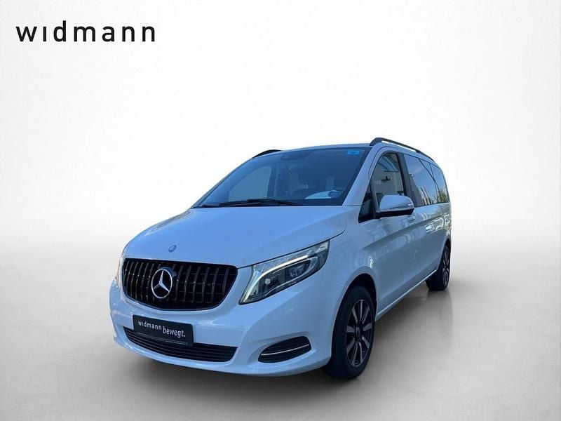 Bergkristallweiss metallic Gebraucht 2015 Mercedes V220 Van / Kleinbus | 31.535 € (Fairer Preis) - Bild 1/4