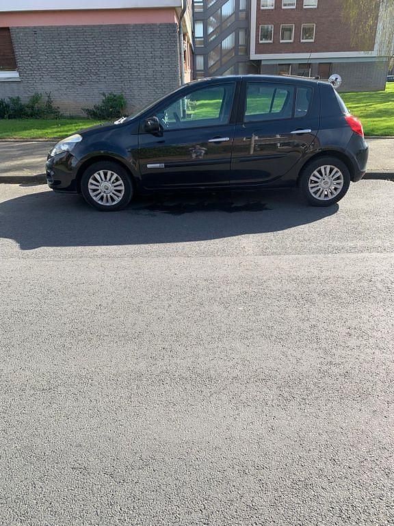 Gebraucht Renault Clio II Campus 75 PS (55 kW) 2009 Schwarz Limousine