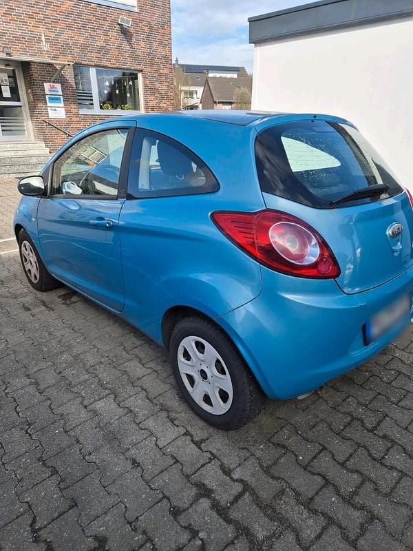 Gebraucht Ford Ka 69 PS (50 kW) 2010 Blau Kleinwagen