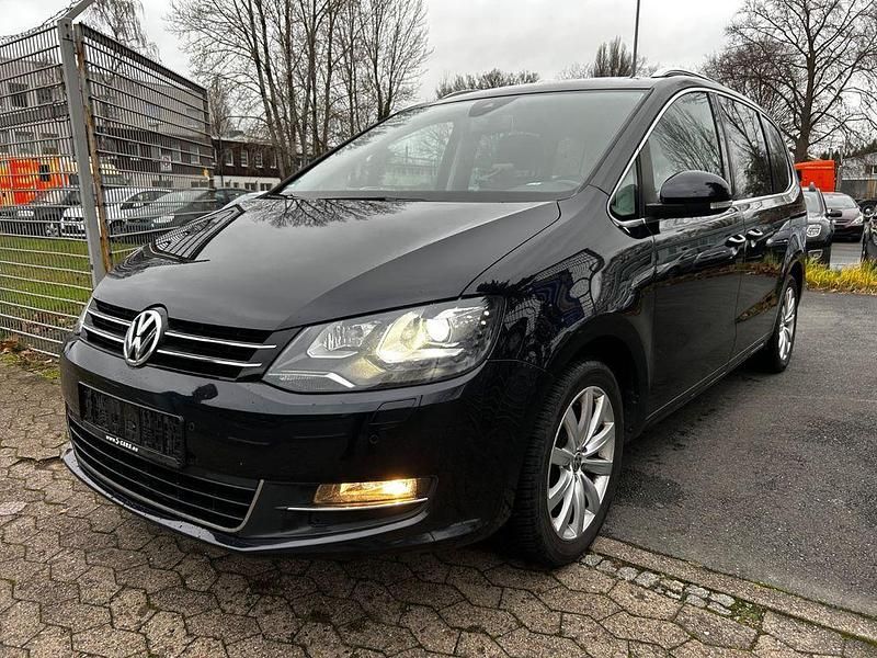 Schwarz Gebraucht 2013 VW Sharan Highline Van / Kleinbus | 8.490 € (Superpreis) - Bild 1/4