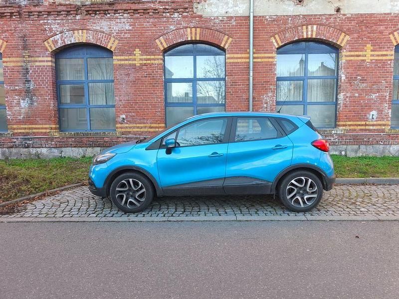 Gebraucht Renault Captur 90 PS (66 kW) 2013 Blau SUV