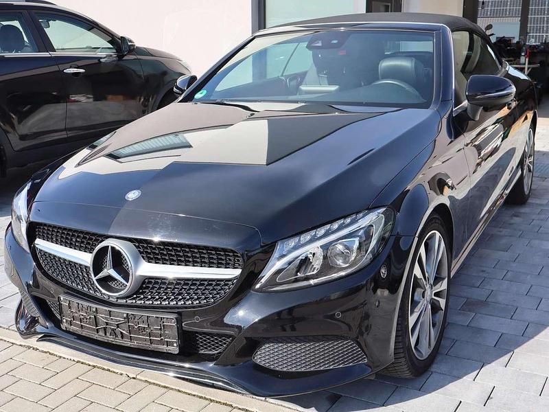 Gebraucht Mercedes C220 170 PS (125 kW) 2017 Schwarz Cabrio