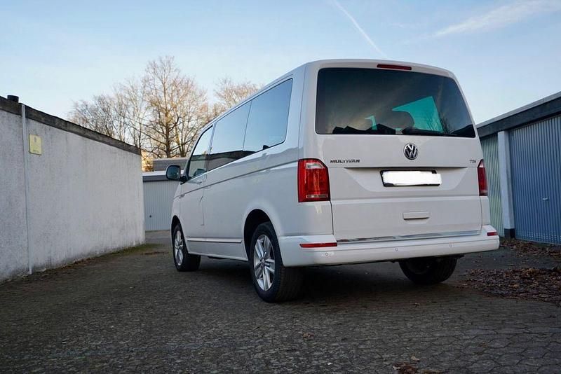 Gebraucht VW Multivan Generation Six 150 PS (110 kW) 2016 Weiß Van