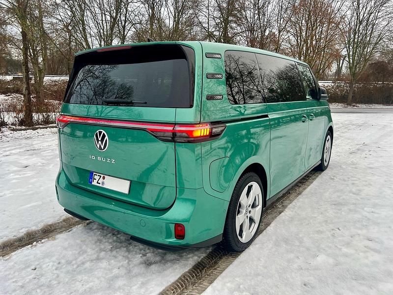 Gebraucht VW ID. Buzz Pro 210 kW (286 PS) 2025 Grün Van / Kleinbus