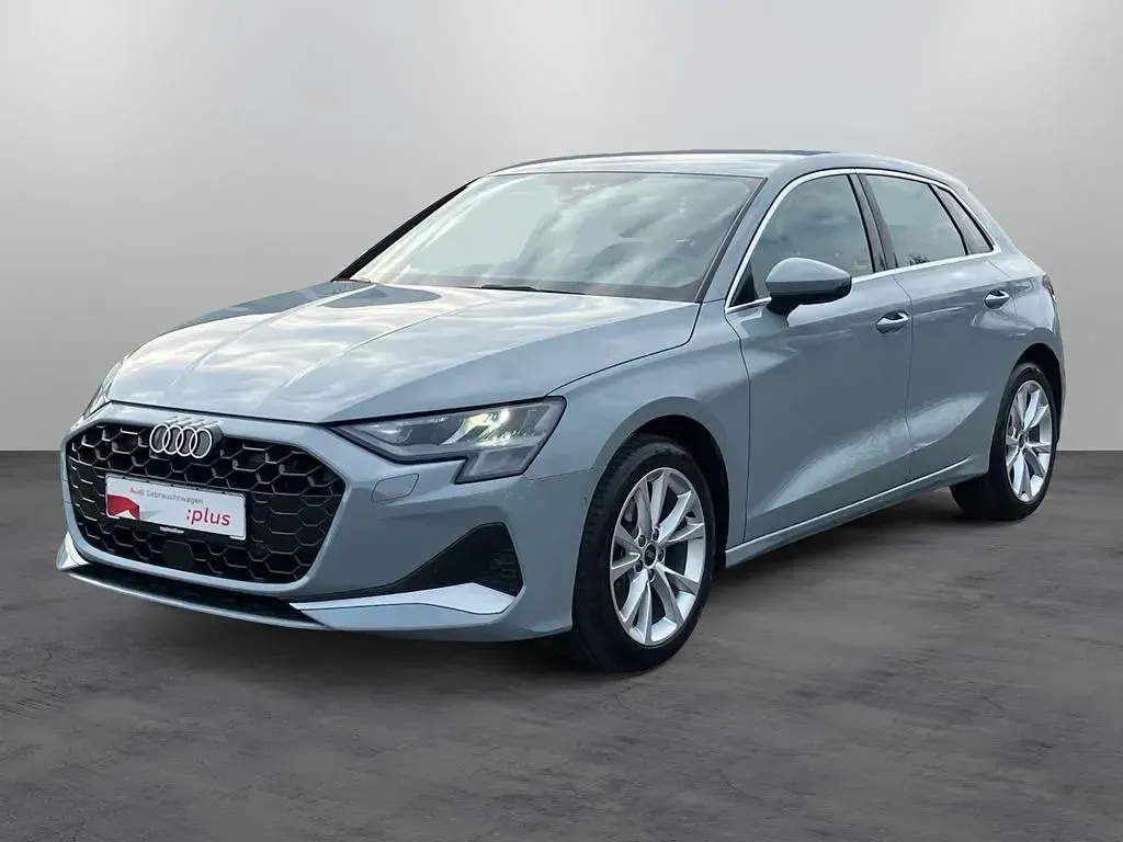 Gebraucht Audi A3 Advanced Plus 150 PS (110 kW) 2025 Pfeilgrau perleffekt Limousine