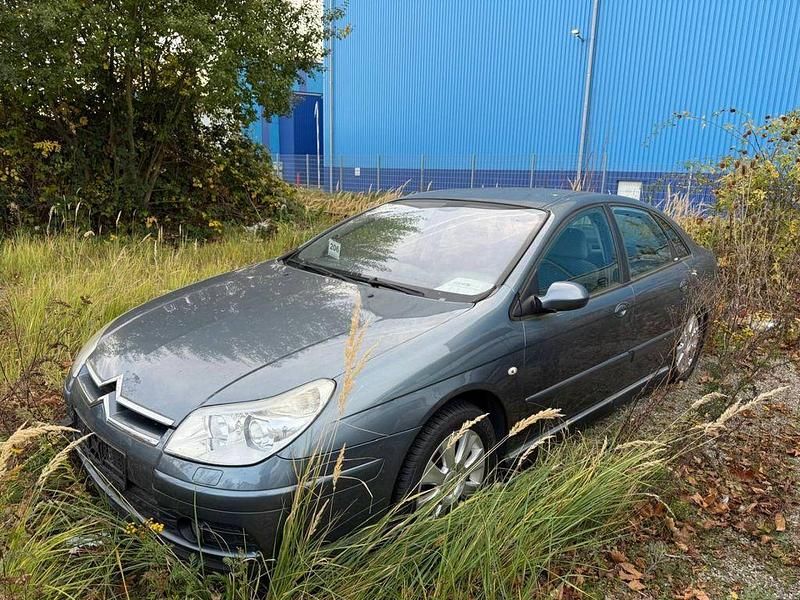 Grau Gebraucht 2006 Citroën C5 Limousine | 900 € (Superpreis) - Bild 1/4