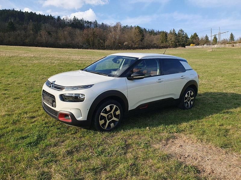 Gebraucht Citroën C4 Shine 99 PS (72 kW) 2018 Weiß SUV