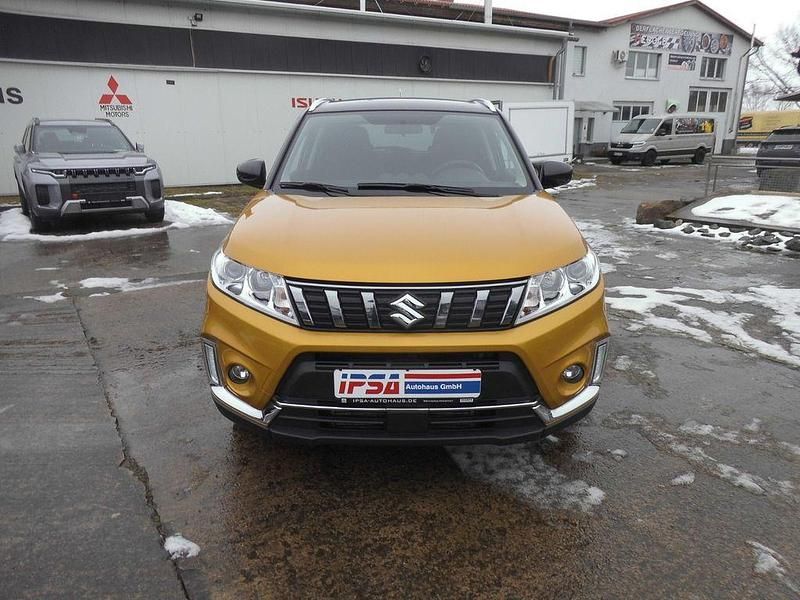 Gebraucht Suzuki Vitara Comfort 140 PS (102 kW) 2019 Gelb SUV