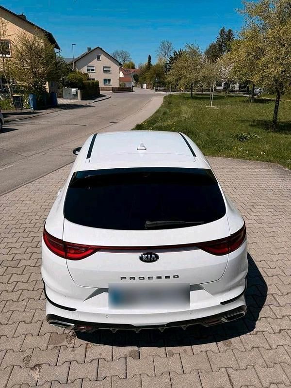 Gebraucht Kia ProCeed GT GT 204 PS (150 kW) 2019 Weiß Kleinwagen