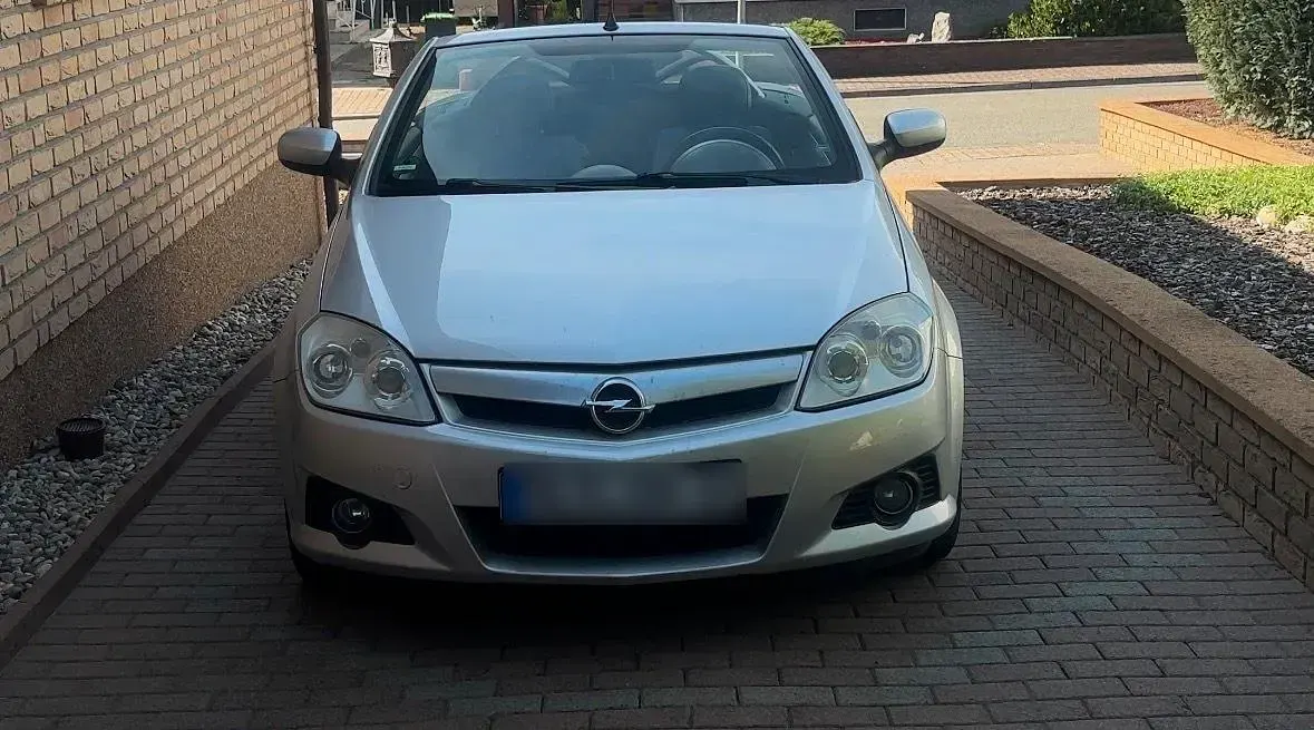 Gebraucht Opel Tigra 90 PS (66 kW) 2005 Grau Cabrio