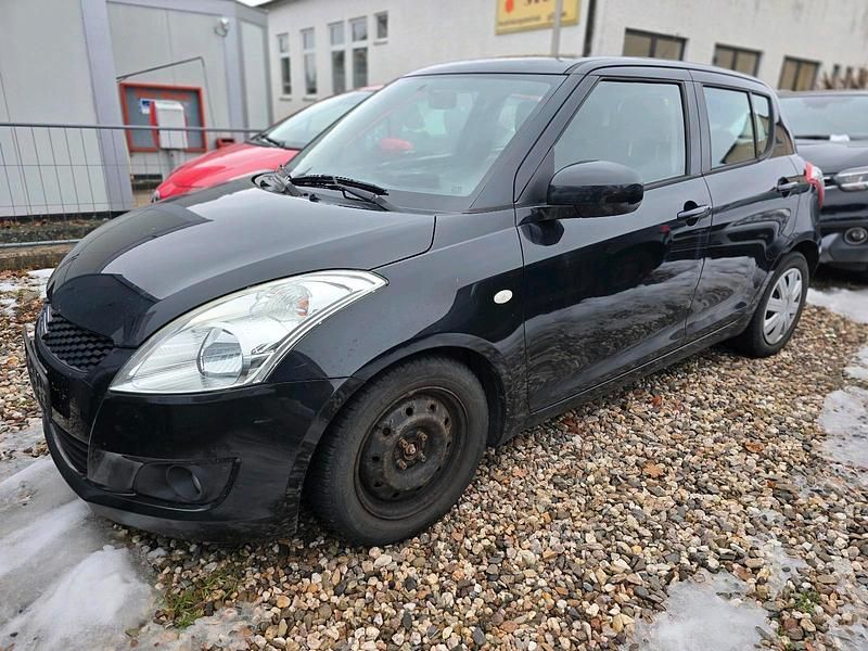 Schwarz Gebraucht 2011 Suzuki Swift Limousine | 4.500 € (Fairer Preis) - Bild 1/3