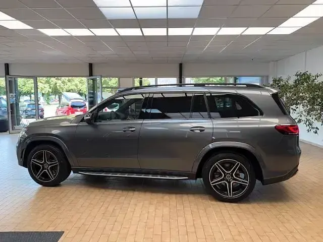 Gebraucht Mercedes GLS580 489 PS (359 kW) 2020 Selenitgrau + nightpaket SUV