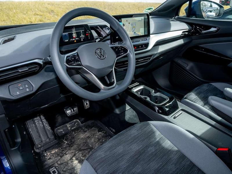 Gebraucht VW ID.4 Pure 108 kW (148 PS) 2023 Blau SUV