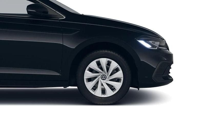 Second-hand VW Polo Life 95 CP (69 kW) 2025 Negru Hatchback