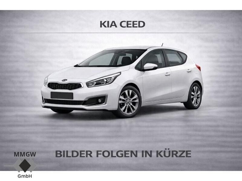 Gebraucht Kia Ceed DREAM-TEAM Edition 135 PS (99 kW) 2017 (hw2) deluxe white Kleinwagen