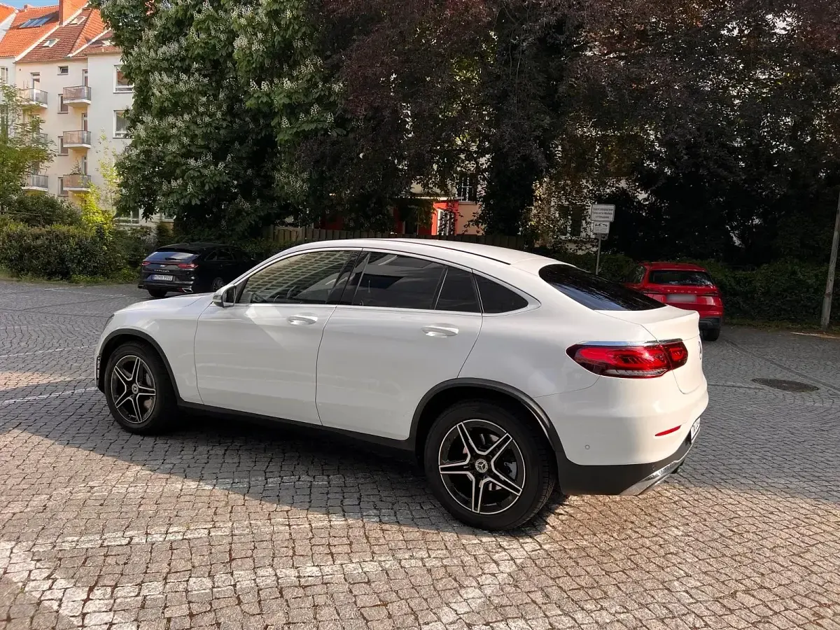 Gebraucht Mercedes GLC200 2021 Weiß SUV