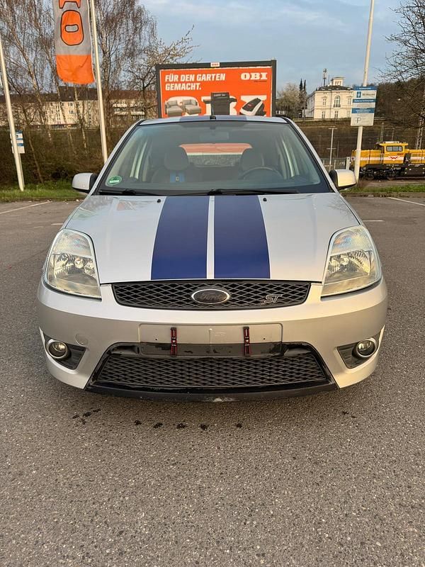 Gebraucht Ford Fiesta ST 150 PS (110 kW) 2005 Silber Kleinwagen