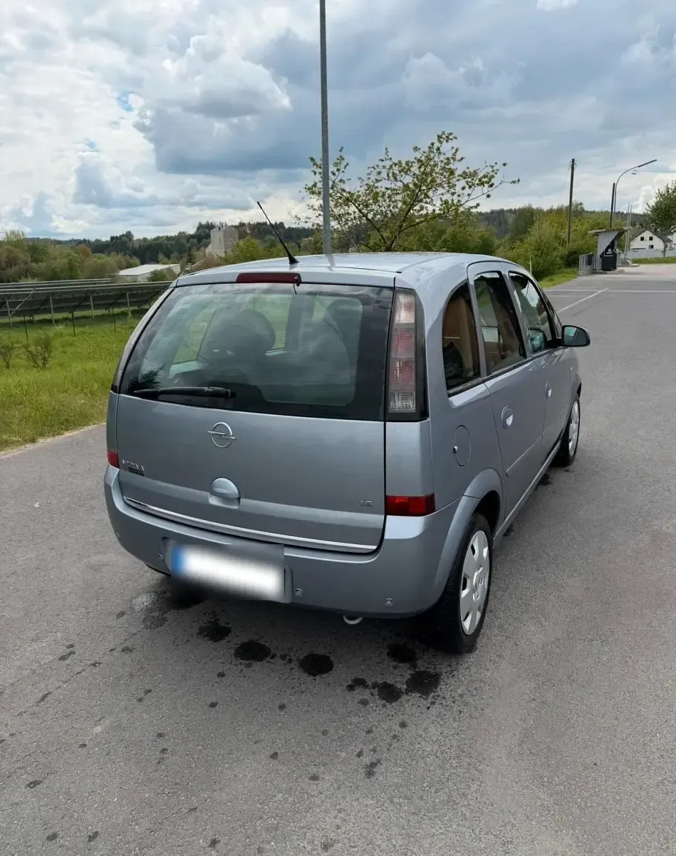 Gebraucht Opel Meriva 105 PS (77 kW) 2007 Silber Van / Kleinbus