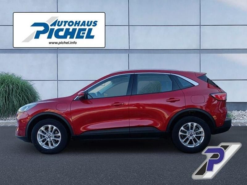 Gebraucht Ford Kuga Titanium 224 PS (164 kW) 2021 Rot(metallic) SUV