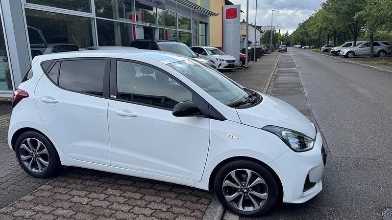 Polar white / sol Gebraucht 2020 Hyundai i10 YES! Kleinwagen | 8.650 € (Guter Preis) - Bild 1/4