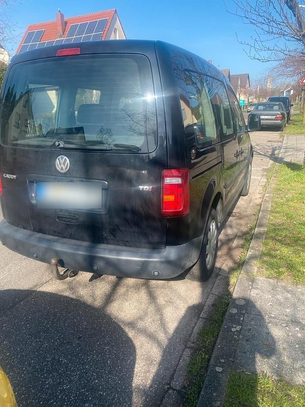 Gebraucht VW Caddy 75 PS (55 kW) 2011 Schwarz Van / Kleinbus