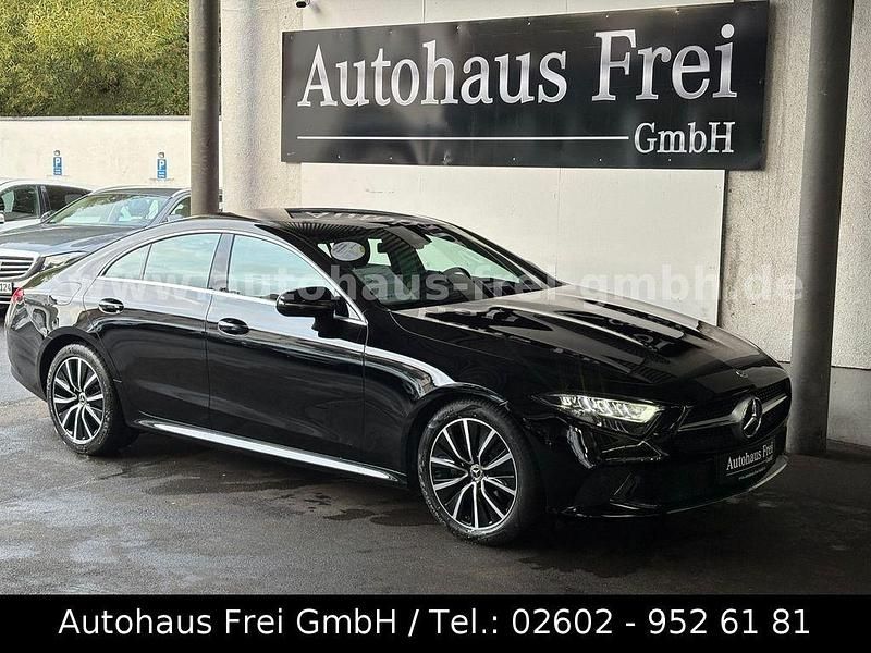 Schwarz Gebraucht 2021 Mercedes CLS220 Avantgarde Limousine | 39.990 € (Superpreis) - Bild 1/3
