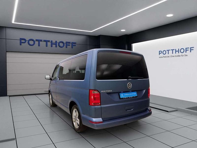 Gebraucht VW Multivan Comfortline 199 PS (146 kW) 2019 Acapulcoblau metallic Van