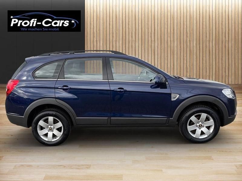Gebraucht Chevrolet Captiva LS 136 PS (100 kW) 2010 Blau SUV