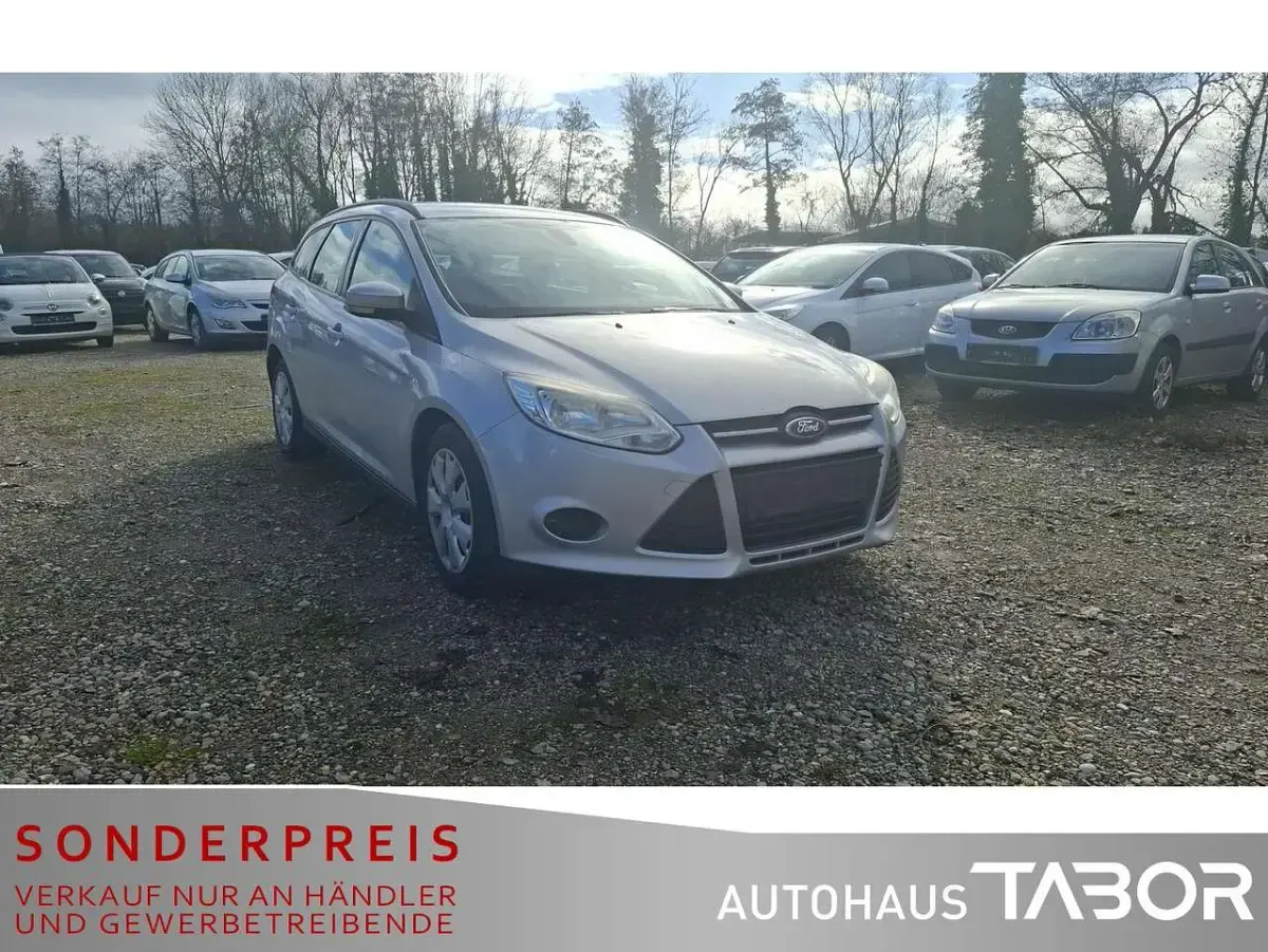 Używany Ford Focus 116 KM (85 kW) 2013 Srebrny Kombi