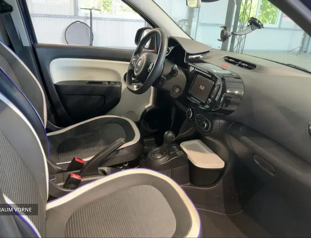 Używany Renault Twingo Cosmic 90 KM (66 kW) 2017 Purpurowy Hatchback