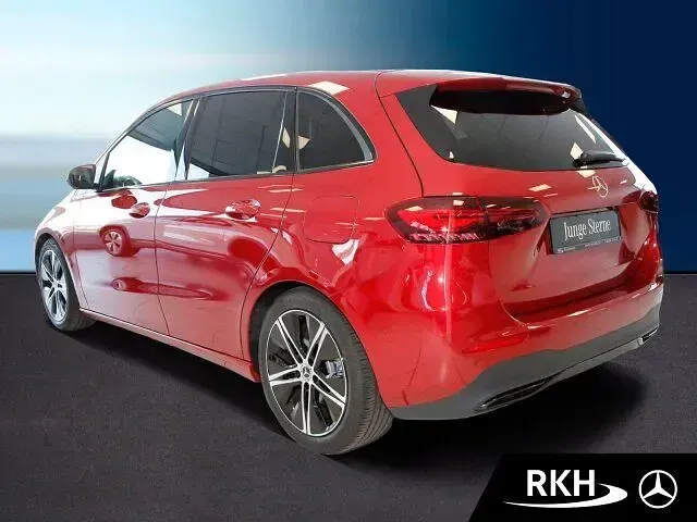 Gebraucht Mercedes B200 Progressive 163 PS (119 kW) 2025 Rot Kleinwagen