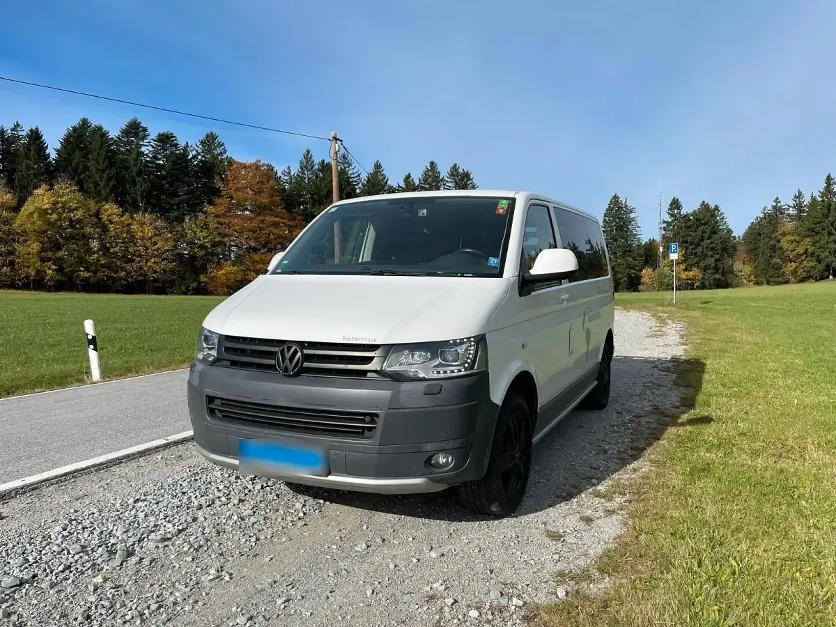 Gebraucht VW Multivan PanAmericana 180 PS (132 kW) 2012 Weiß Van / Kleinbus