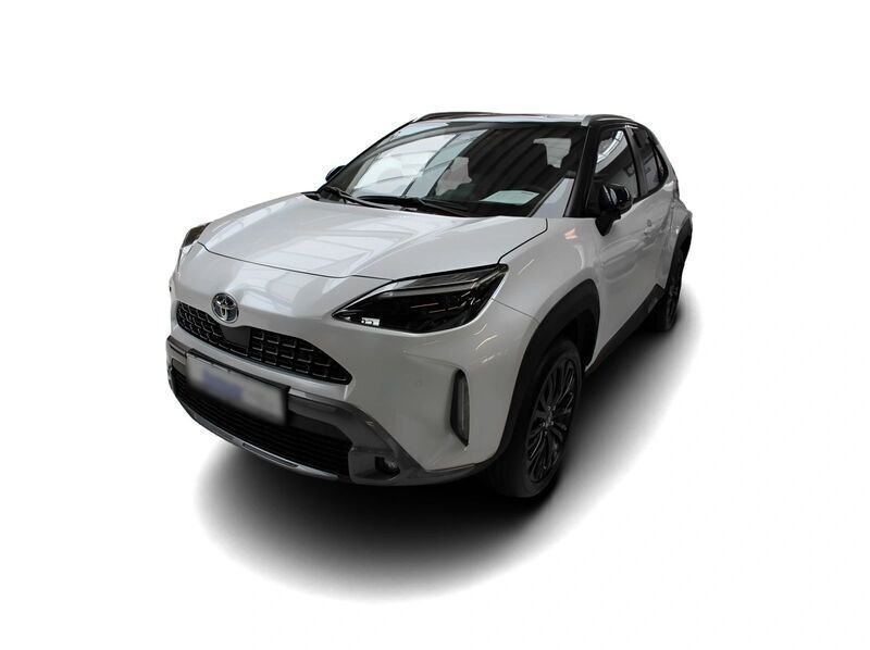 Weiss Neu 2024 Toyota Yaris Cross Advance SUV | 43.017 € - Bild 1/4