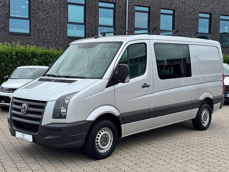 Silber Gebraucht 2011 VW Crafter Van | 11.888 € (Teuer) - Bild 1/4