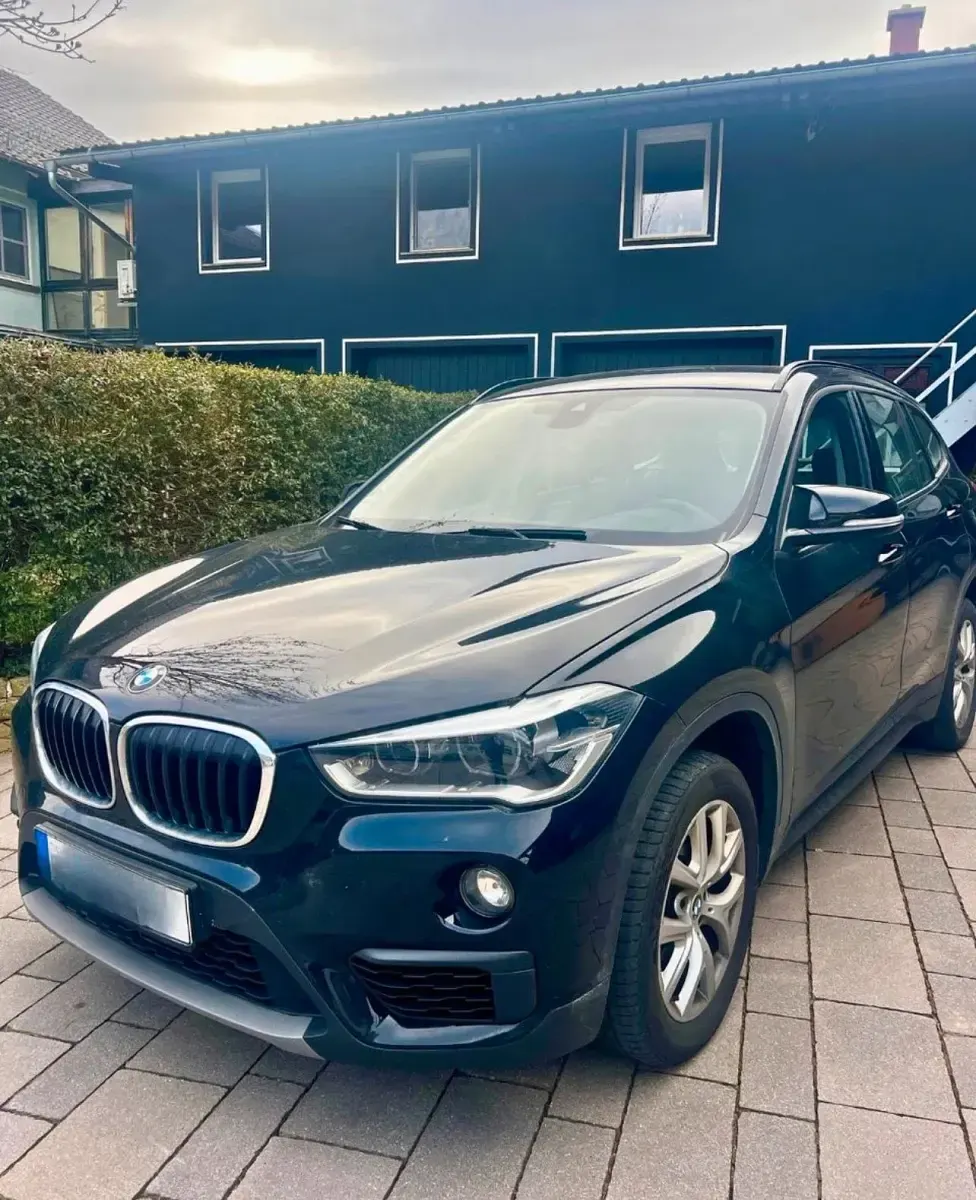 Gebraucht BMW X1 192 PS (141 kW) 2019 Schwarz SUV