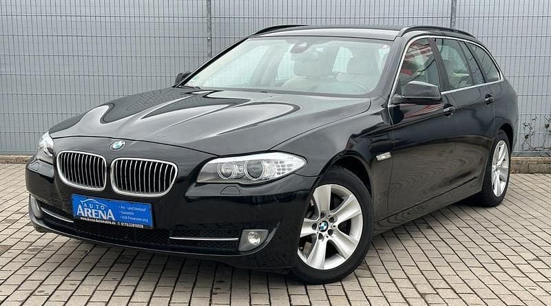 Gebraucht BMW 525 218 PS (160 kW) 2012 Schwarz Kombi