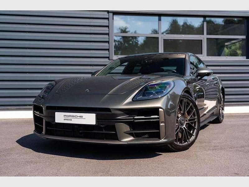 Grau Gebraucht 2024 Porsche Panamera Turbo E-Hybrid Limousine | 214.999 € - Bild 1/4