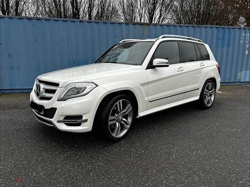 Weiß Gebraucht 2013 Mercedes GLK350 SUV | 22.500 € (Etwas zu teuer) - Bild 1/4